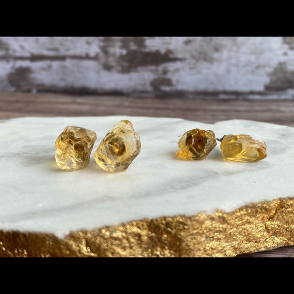 Citrine Gemstone Earrings - Picture 3 of 4